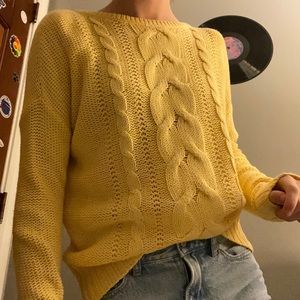 💛 VINTAGE YELLOW SWEATER 💛